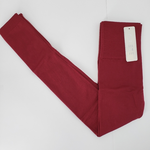 High Wasted Tummy Control Fleeced Wine Color Leggings One Size Fits Most 2-12 - Picture 3 of 8